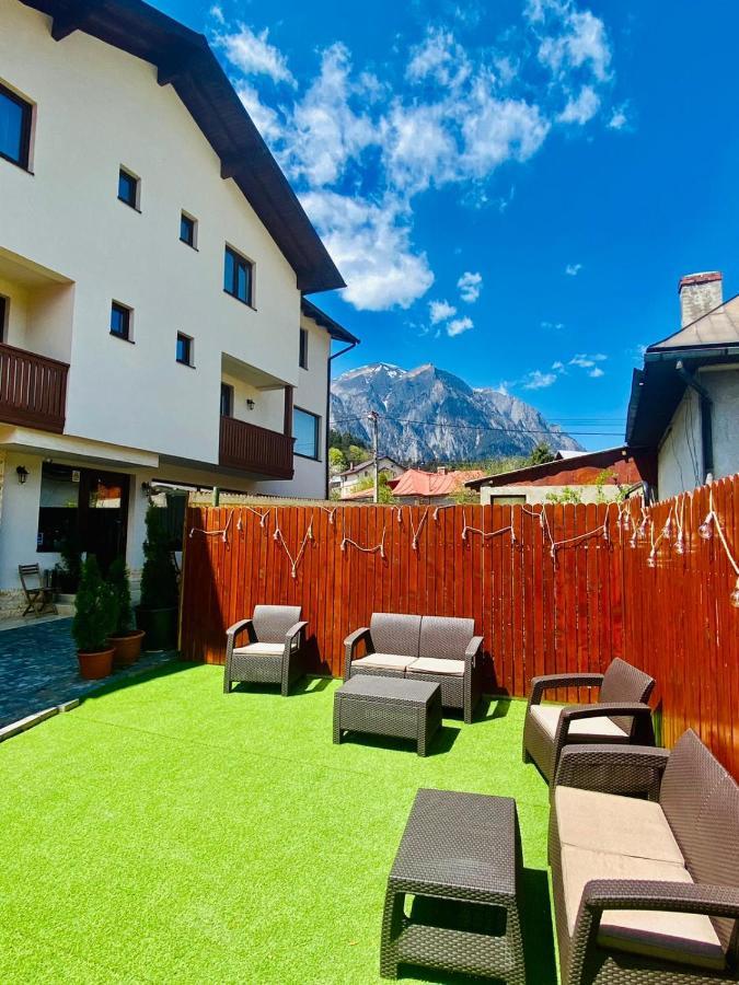 Casa Ankeli Bed & Breakfast Busteni Ngoại thất bức ảnh