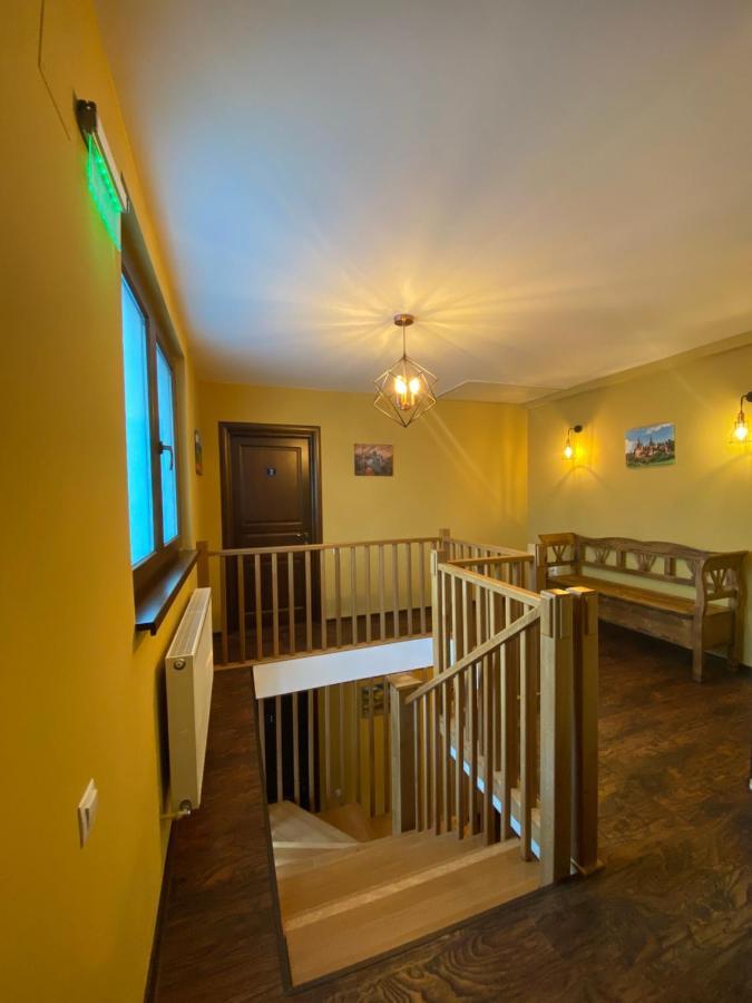 Casa Ankeli Bed & Breakfast Busteni Ngoại thất bức ảnh